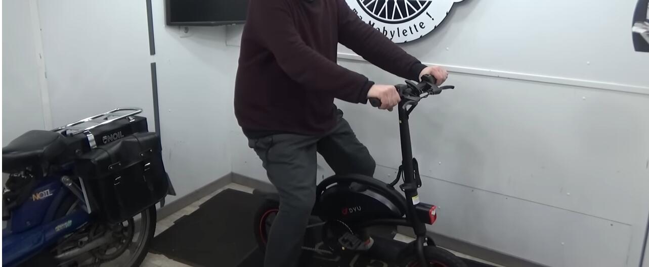 Discover the world's smallest and most compact electric bicycle: DYU D