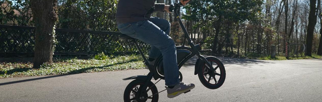 Experience Fun and Convenience with the Affordable and Durable DYU D3F Electric Bicycle!